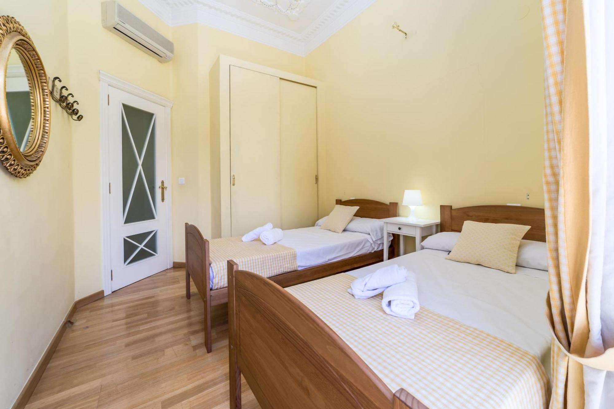 My Loft 4 You Gran Via Valencia Luaran gambar